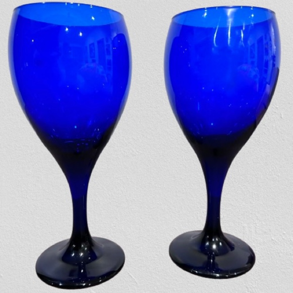 Vintage 90s Libbey Premeir Wine Glasses Cobalt Blue As Seen On Friends Monica